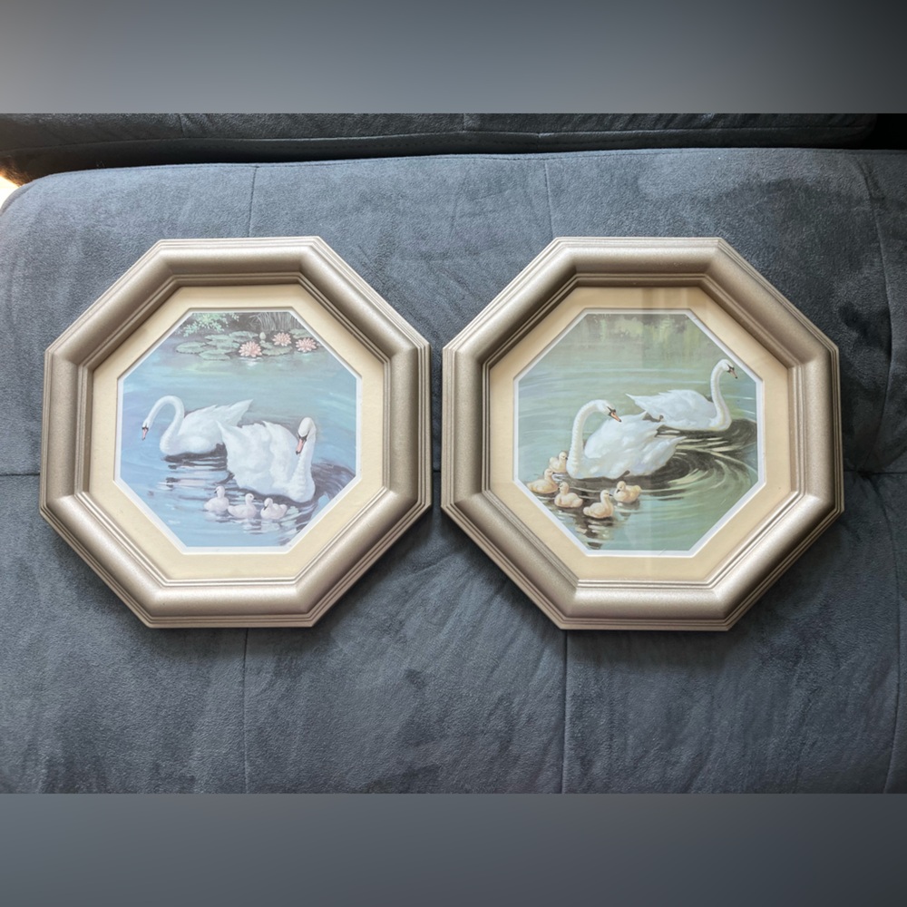 Vintage Homco Swan Prints Gold Tone Octagon Frames Wall Decor 2 Piece Set